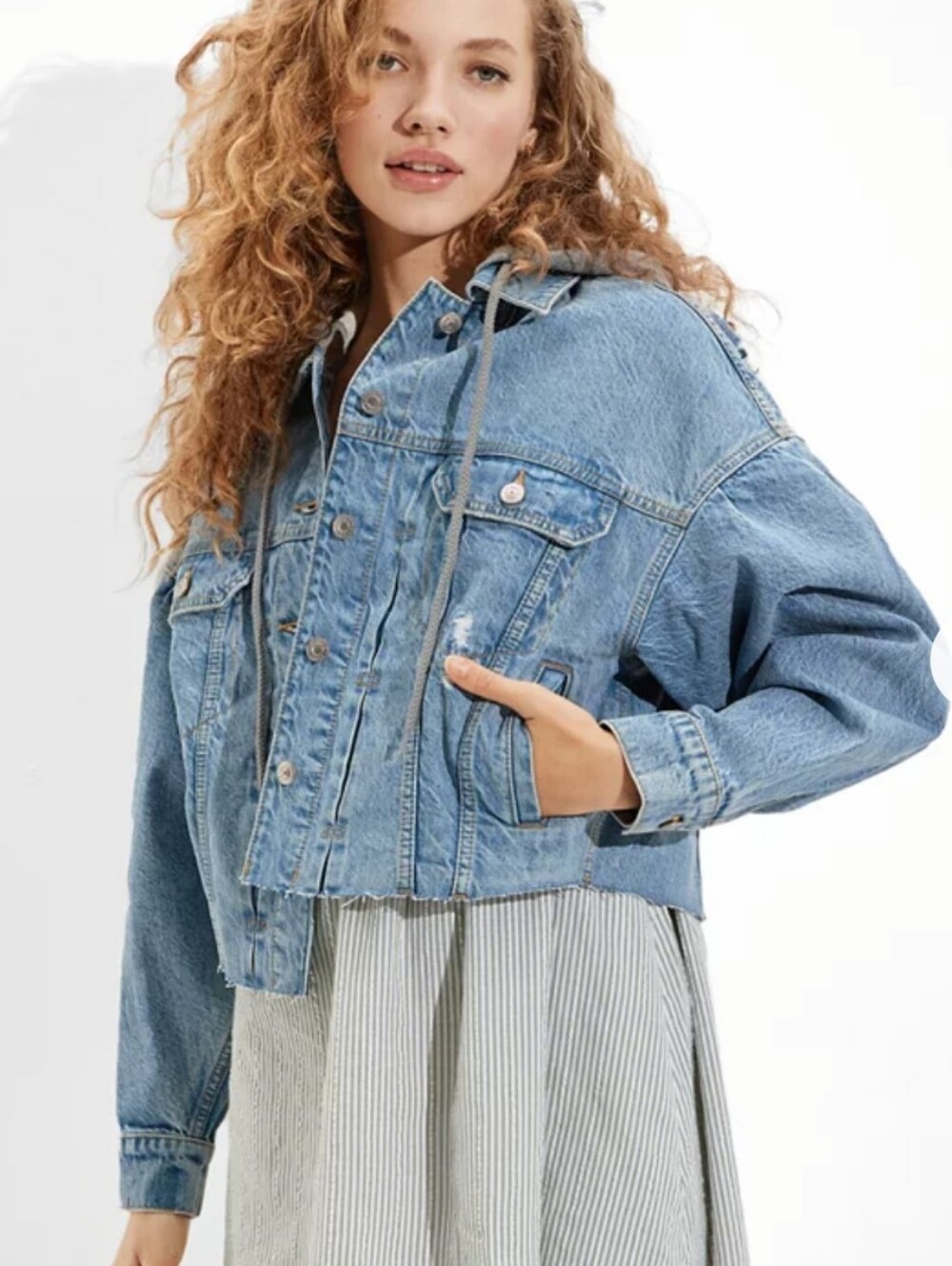 American Eagle AE Distressed Cropped Hooded Denim Jean Jacket w/Grey Hood Women
